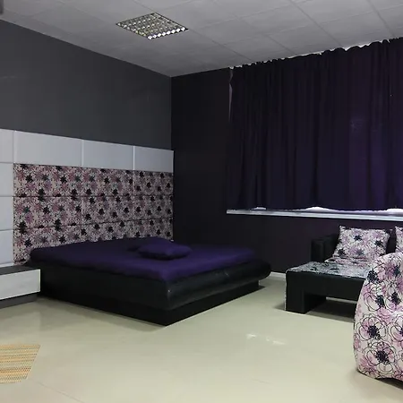 ゲストハウス Bedroom Place Guest *